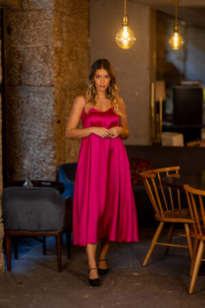 Alternative view of Vestido Midi Fluído