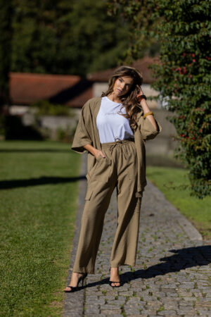 Alternative view of Calça Safari com Bolsos