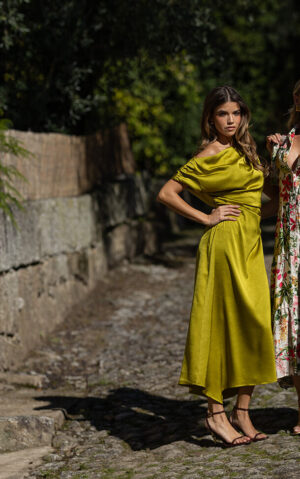 Vestido Ombro Caído